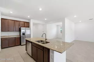 6704 E Caminito La Piscina, Tucson, AZ 85756 - Photo 13