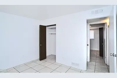 3663 E Ellington Place, Tucson, AZ 85713 - Photo 17