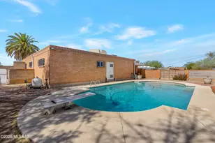 1047 E Hedrick Dr, Tucson, AZ 85719 - Photo 33