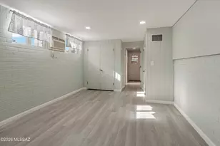 1047 E Hedrick Dr, Tucson, AZ 85719 - Photo 29