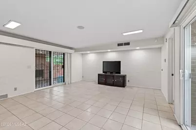 1047 E Hedrick Drive, Tucson, AZ 85719 - Photo 9