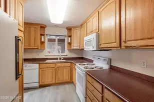 1047 E Hedrick Dr, Tucson, AZ 85719 - Photo 15