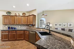 13401 N Rancho Vistoso Blvd, Oro Valley, AZ 85755 - Photo 15