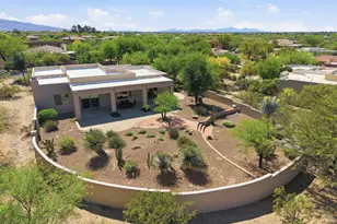 8769 E Bear Paw Pl, Tucson, AZ 85749 - Photo 7