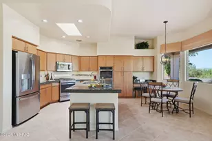 8769 E Bear Paw Pl, Tucson, AZ 85749 - Photo 3