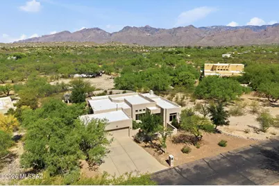 8769 E Bear Paw Place, Tucson, AZ 85749 - Photo 11