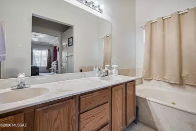 271 W Continental Vista Place, Green Valley, AZ 85614 - Photo 29