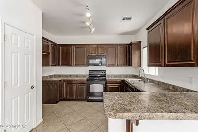 1930 E Vera Cruz Vista, Tucson, AZ 85713 - Photo 7