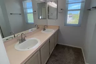 681 N Hearthside Ln, Tucson, AZ 85748 - Photo 31