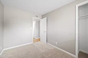 7902 E Winnepeg Dr, Tucson, AZ 85730 - Photo 29