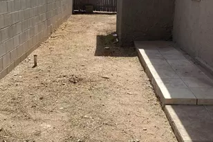 237 E Sahuaro St, Tucson, AZ 85705 - Photo 3