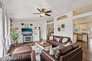 9811 N Sooner Ln, Marana, AZ 85653 - Photo 7