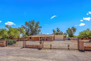 7850 E Bellevue St, Tucson, AZ 85715 - Photo 3