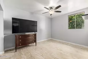 4121 E Valentine Pl, Tucson, AZ 85711 - Photo 17