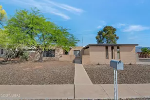9761 E Cinder Ct, Tucson, AZ 85748 - Photo 1