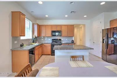 995 W Calle Tolima, Sahuarita, AZ 85629 - Photo 31