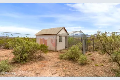 9919 S Rio Nexpa, Hereford, AZ 85615 - Photo 15