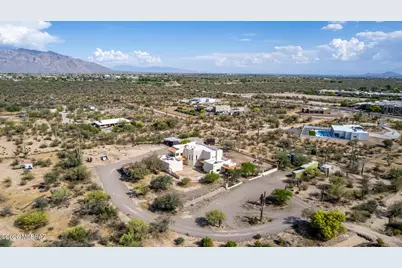 9724 N Carolanne Drive, Tucson, AZ 85742 - Photo 25