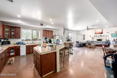 9724 N Carolanne Drive, Tucson, AZ 85742 - Photo 13