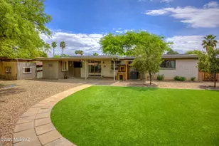 8437 E Rolling Ridge St, Tucson, AZ 85710 - Photo 29
