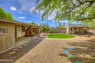 8437 E Rolling Ridge St, Tucson, AZ 85710 - Photo 27