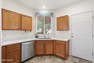 536 W Deerview Ct, Green Valley, AZ 85614 - Photo 9