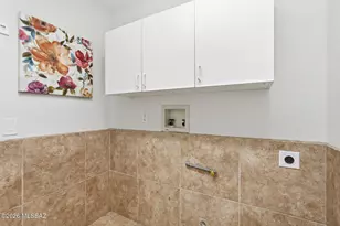 9690 E Country Ct, Tucson, AZ 85749 - Photo 35