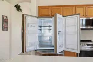 9690 E Country Ct, Tucson, AZ 85749 - Photo 17