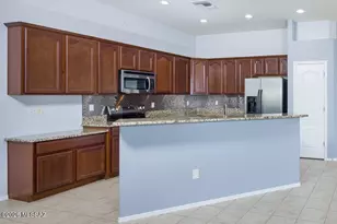 7841 E Treetop Rd, Tucson, AZ 85756 - Photo 3