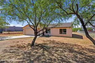1726 CaminoPacifico, Rio Rico, AZ 85648 - Photo 3