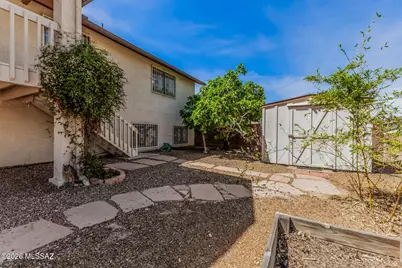 10205 E Kensington Drive, Tucson, AZ 85748 - Photo 37