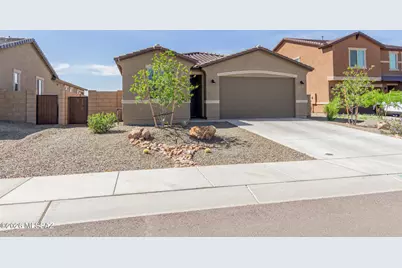 10703 W Walker Brown Drive, Marana, AZ 85653 - Photo 9