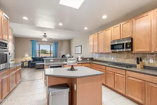 8175 N Night Pony Dr, Tucson, AZ 85743 - Photo 15