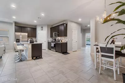 8841 W Red Spike Ice Drive, Marana, AZ 85653 - Photo 11