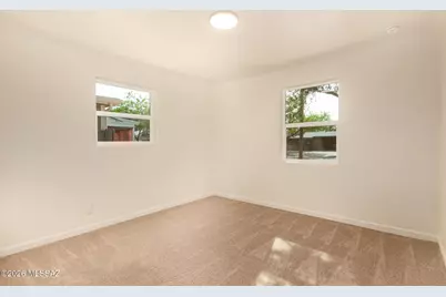 718 N Benton Avenue, Tucson, AZ 85711 - Photo 19