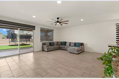 900 W Calle Zoca, Sahuarita, AZ 85629 - Photo 13