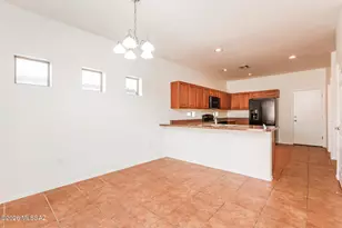 6650 S Blue Wing Dr, Tucson, AZ 85757 - Photo 5