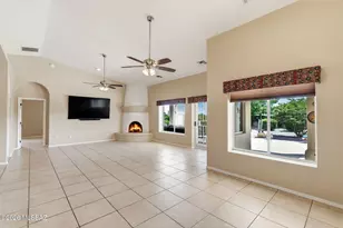 631 S Placita Plenilunio, Green Valley, AZ 85614 - Photo 13