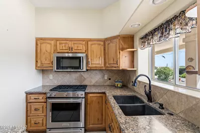 631 S Placita Plenilunio, Green Valley, AZ 85614 - Photo 19