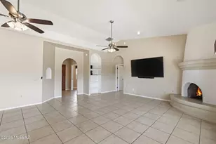 631 S Placita Plenilunio, Green Valley, AZ 85614 - Photo 17