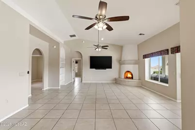631 S Placita Plenilunio, Green Valley, AZ 85614 - Photo 15