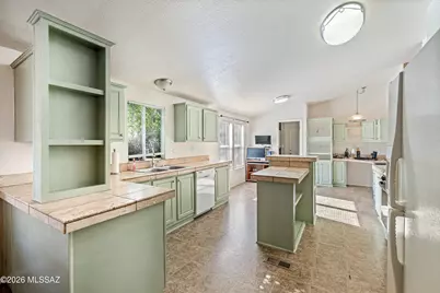 1647 W Seabrooke Drive, Tucson, AZ 85705 - Photo 5