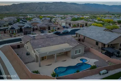 12752 E Buckthorn Place, Tucson, AZ 85747 - Photo 11