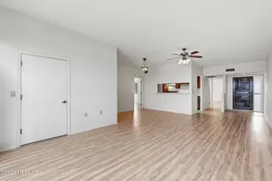 1761 W Dalehaven Cir, Tucson, AZ 85704 - Photo 7