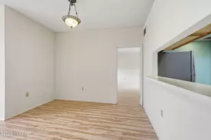 1761 W Dalehaven Cir, Tucson, AZ 85704 - Photo 11