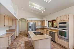 6340 N Valley View Rd, Tucson, AZ 85718 - Photo 15