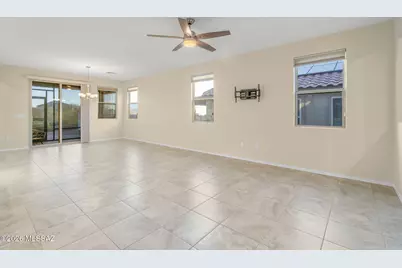 17182 S Emerald Vista Drive, Vail, AZ 85641 - Photo 5