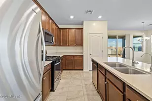 17182 S Emerald Vista Dr, Vail, AZ 85641 - Photo 13