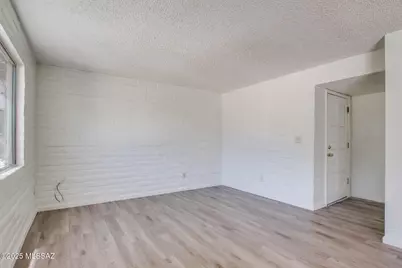 8450 E Old Spanish Trail #157, Tucson, AZ 85710 - Photo 9