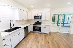 774 E Country Club Dr, Benson, AZ 85602 - Photo 19